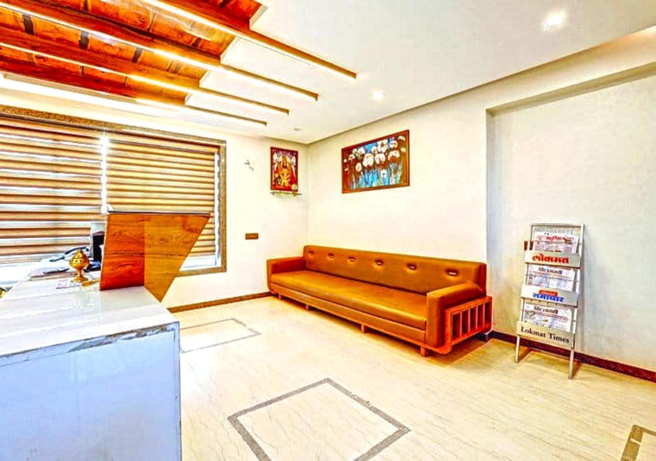 Hotel Deepali Executive Aurangabad  Exterior photo